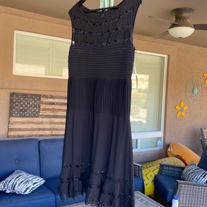 NWT Sleeveless Betsy & Adam Black Dress